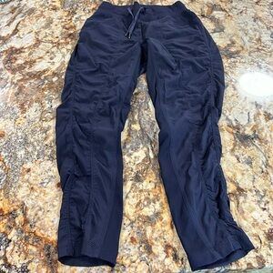 Lululemon street to studio pants size 2